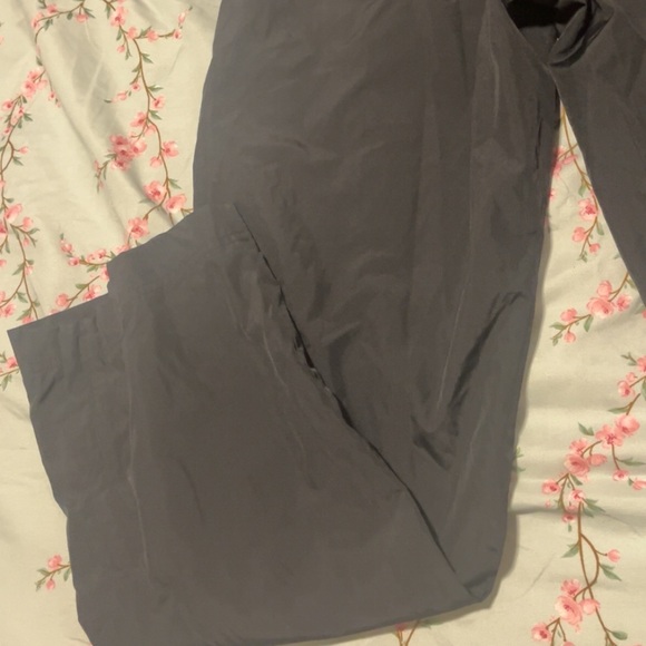 FILA sweatpants - Picture 2 of 3